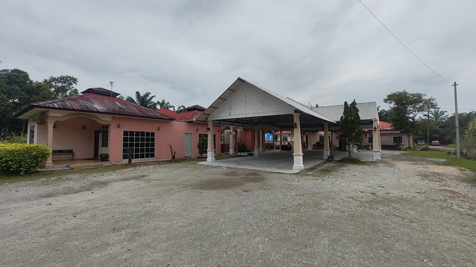 באטו פאהאט Sri Peserai Homestay מראה חיצוני תמונה