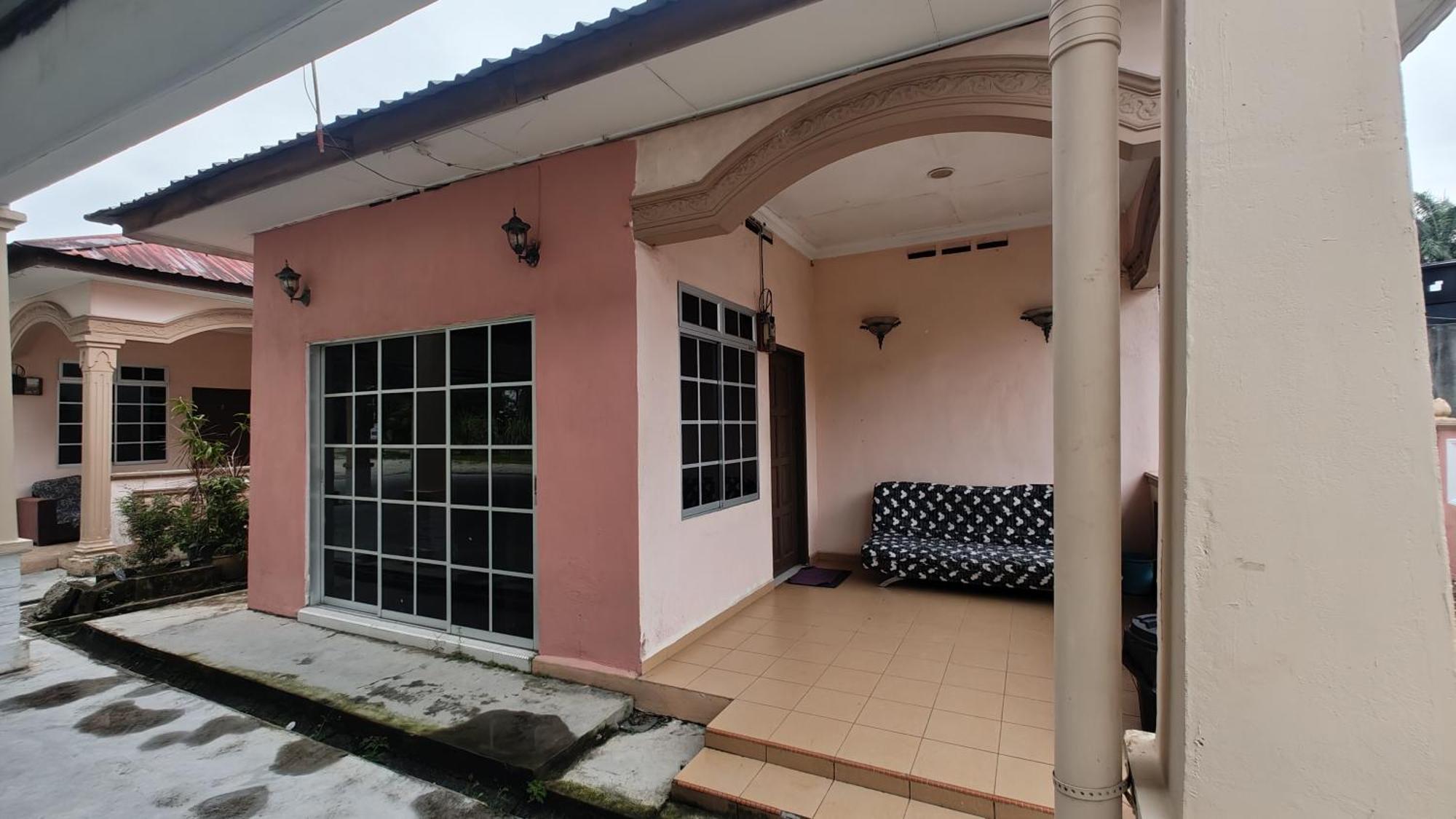 באטו פאהאט Sri Peserai Homestay מראה חיצוני תמונה